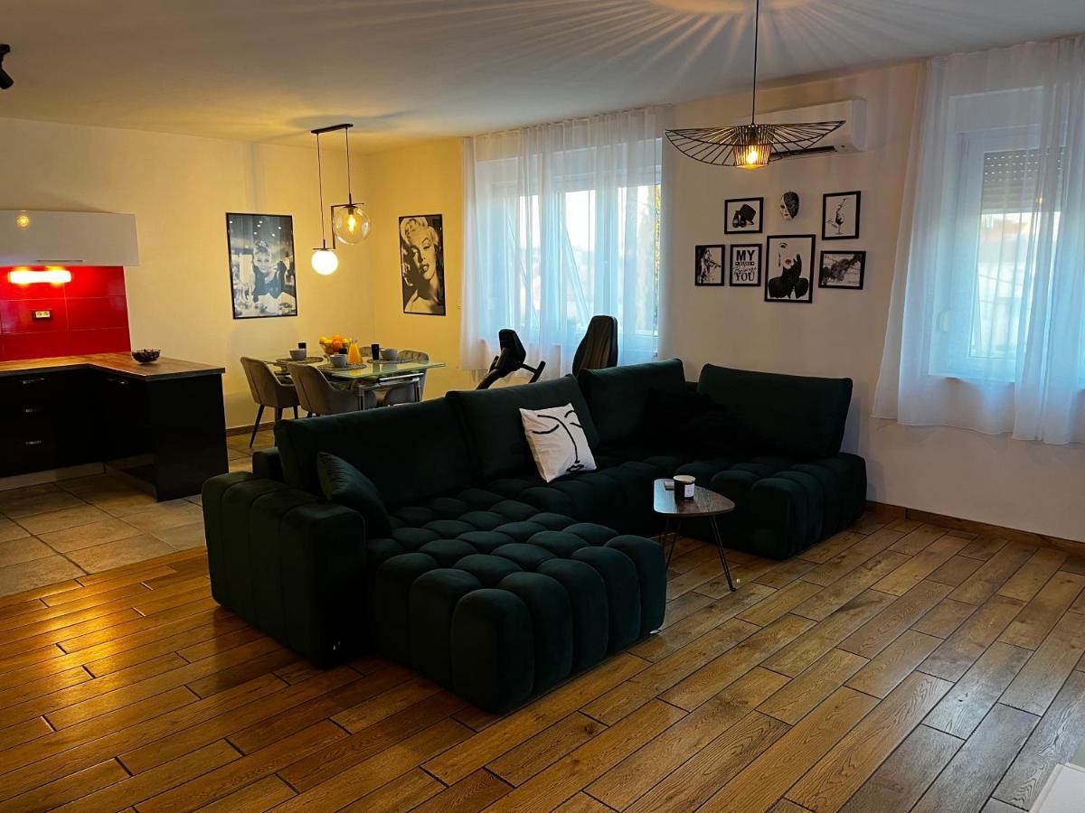 Luxury Apartment Lulu Σπλιτ Εξωτερικό φωτογραφία