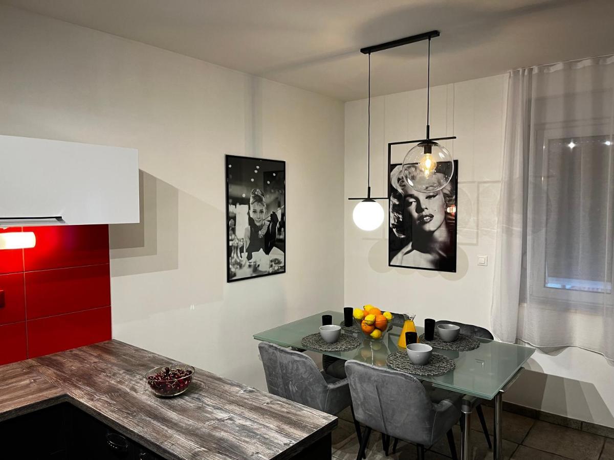 Luxury Apartment Lulu Σπλιτ Εξωτερικό φωτογραφία
