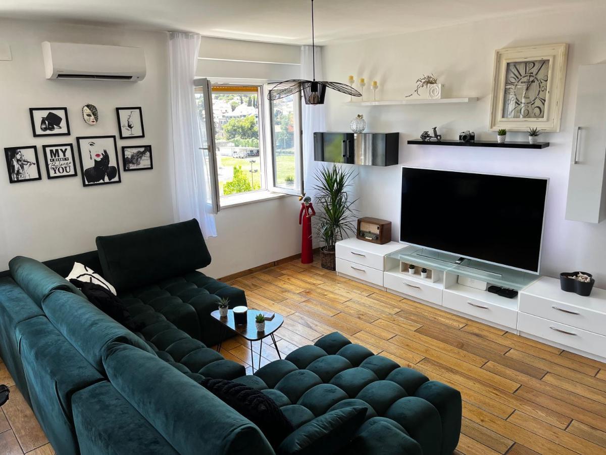 Luxury Apartment Lulu Σπλιτ Εξωτερικό φωτογραφία